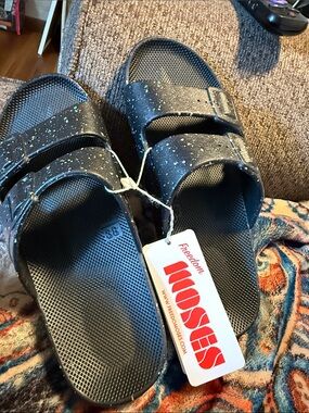 Freedom Moses Women's Black Speckled Slide Sandals